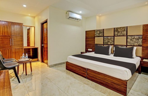 Zirakpur House | Deluxe Hotel Vihaan Residency