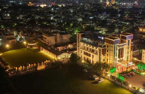 Dehradun Hotel | Hotel Saffron Leaf