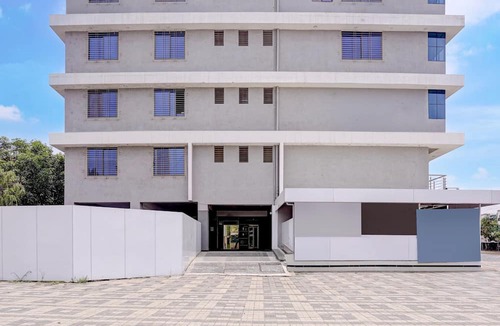 Dindori House | Townhouse Oak Trimurti Hills Nashik