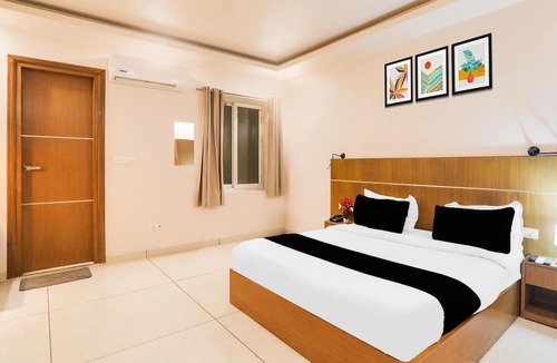 Gomti Nagar House | Super Deluxe Room Veridian Inn