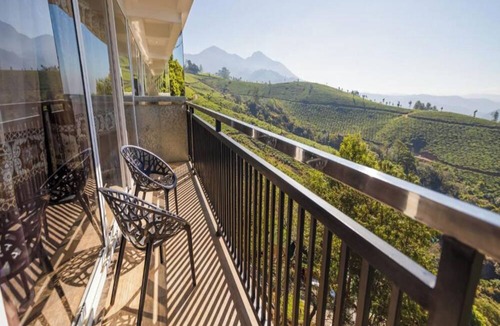 Munnar Hotel | Parakkat Nature Resorts