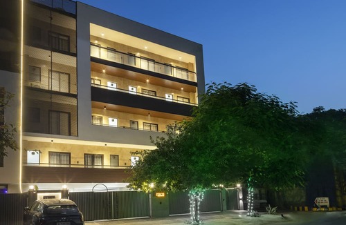 DLF Phase 3 Apartment | Perch Service Apartments DLF Cyber City