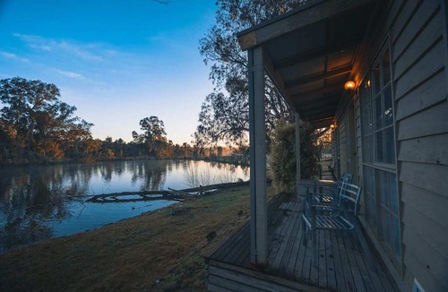 Acheron Cabin | Acheron Valley Country Retreat Lakefront Rooms (LR)