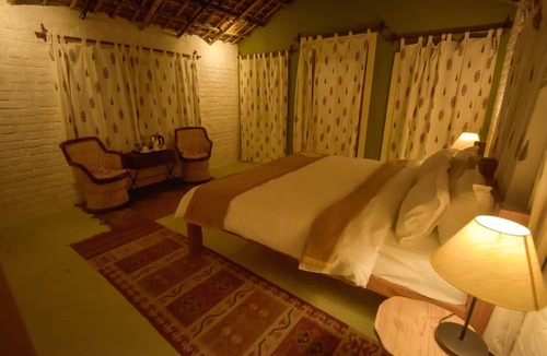 Village Hokra Cottage | Camp Land's End