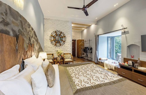 Bhediyana Cottage | ELIVAAS Zephyr Luxury cottages
