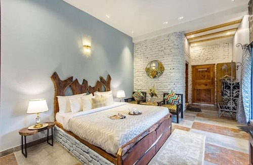 Bhediyana Cottage | ELIVAAS Zephyr Luxury cottages