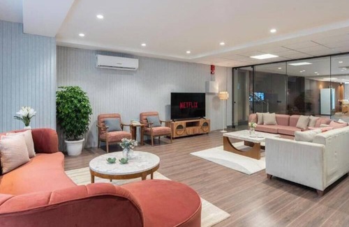 DLF Phase 3 Apartment | StayVista Residences near Cyber City Hub