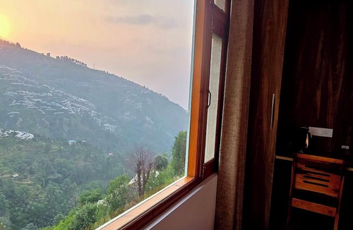 Kumharsain House | Wild Orchard Vegetarian Homestay (Authentic Himachali Escape)