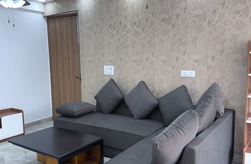 New Delhi Apartment | Elegant 2 BHK fully furnished Flat