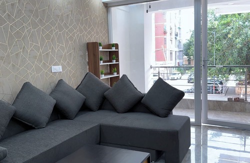 New Delhi Apartment | Elegant 2 BHK fully furnished Flat