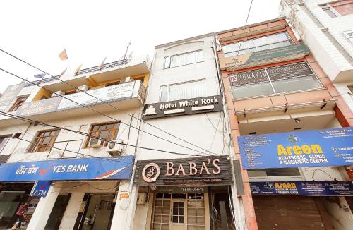 Hoshiarpur Hotel | HOTEL WHITE ROCK - All Luxury Rooms By SKY Hotels