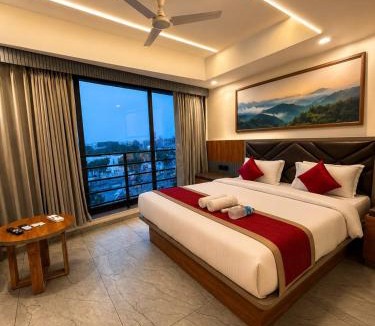 Maninagar Hotel | hotel hill view