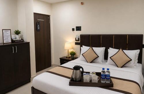 Lakdi Ka Pul Hotel | IndiGo Line Hotel- Birla Temple
