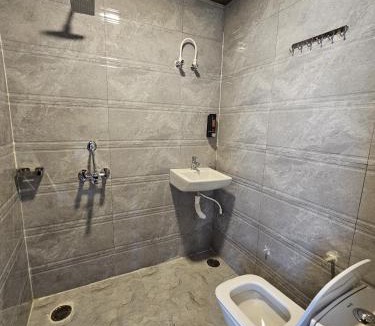 Kanpur Hotel | Crystal Zee Hotel