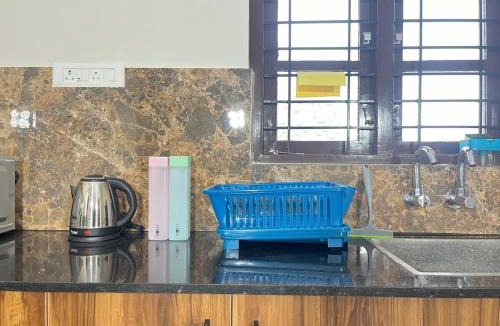 Shrirangapattana Apartment | MYS- Royal Haus- Luxurious AC 3BHK, 50'TV