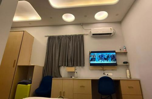 Phagwara Hotel | House of dreams