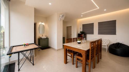 Sulthan Bathery House | Paddy Trails Nature Retreat Wayanad - Paddy Fields & Sunflower Gardens
