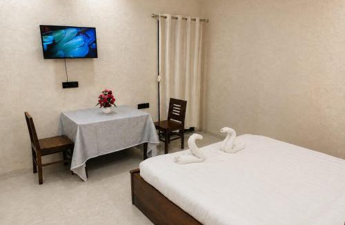Alambagh Hotel | Hotel Avon
