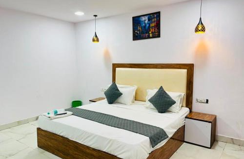 Jangpura Hotel | Hotel Happiness - 2 walk Near Nizamuddin Dargah