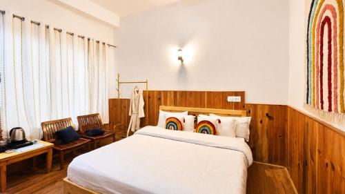 Nurpur Hotel | The Riverside Boutique Inn - Tirthan Valley