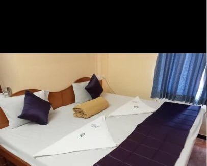 Gandhipuram Hotel | Hotel Royal Park
