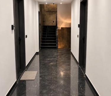 Sector 39 Apartment | PS Stays 1BHK Near Medanta Sec-39 Gurgaon