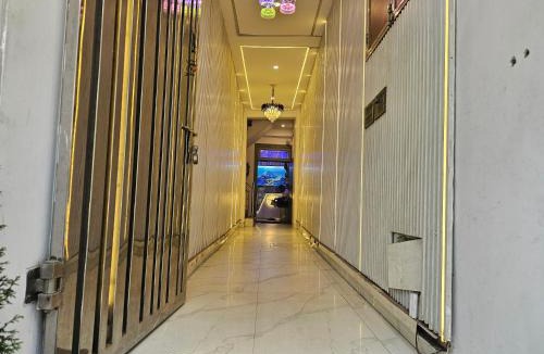 Nizamuddin East Hotel | Raj Heritage - Infront of Nizamuddin Railway Station Gate No-04