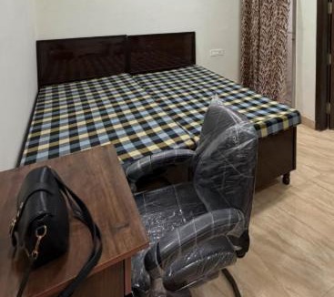 New Delhi House | Medical Stay Near BLK-Max Hospital
