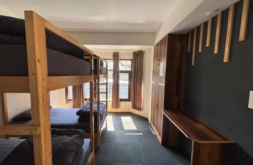 Narkanda Hostel | Hotel Nivasa, Narkanda