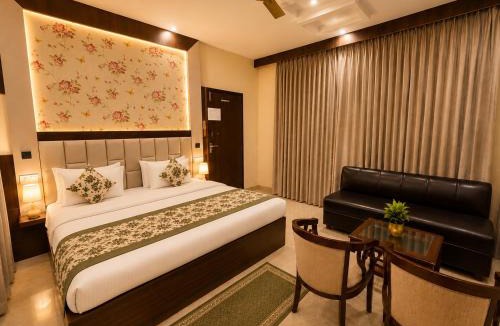Mayapur Hotel | Hotel Ramawati Near Ganga Ghat, Haridwar
