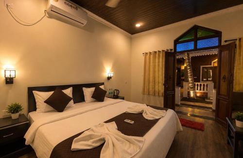 Baga Hotel | Palm Escape Beach Resort