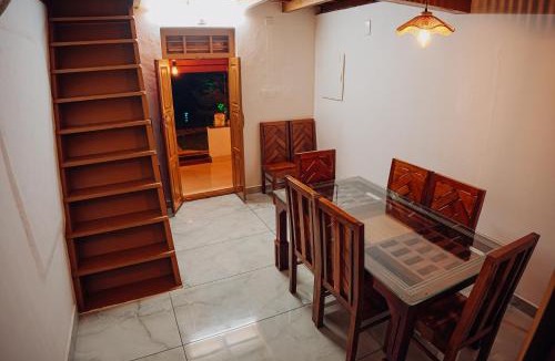 Sulthan Bathery Villa | 50 Fables Vintage Kerala Pool Home