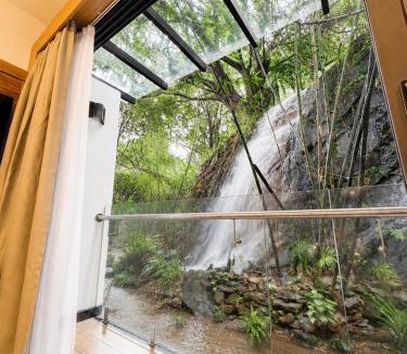 Manjoora Resort | Wayanad Silverwoods Forest Resort & Spa