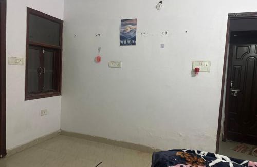 Auli Apartment | 3BHK fourth floor apartment Stay with arshita