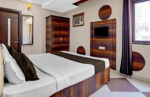 Ludhiana Hotel | Super Collection O by OYO Clock Tower Ludhiana Formerly Hotel City Night