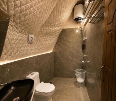 Bullawala Hotel | Glamp by Edge Resort Premium Luxury Domes with Mountain Views