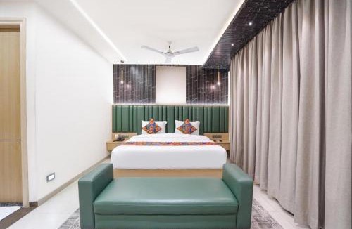 5th Block Hotel | Raayara Suites