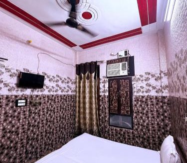 Phagwara Hotel | crown house