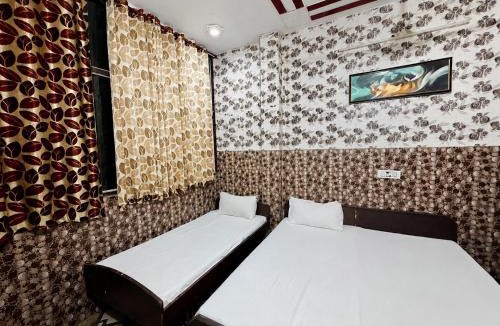 Phagwara Hotel | crown house