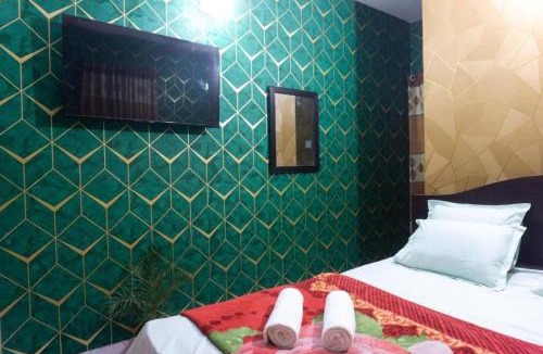 Dhaka Hotel | Green Garden