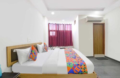 Kalkaji Hotel | Hotel Shyam Villa - Govindpuri Metro