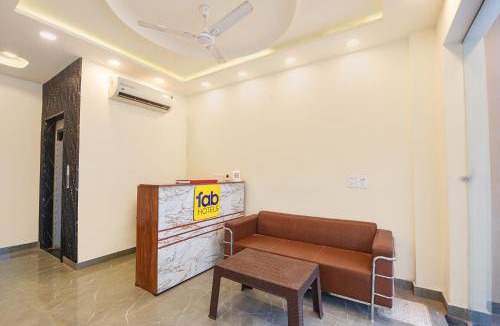 Rohini Hotel | FabHotel Green Lotus