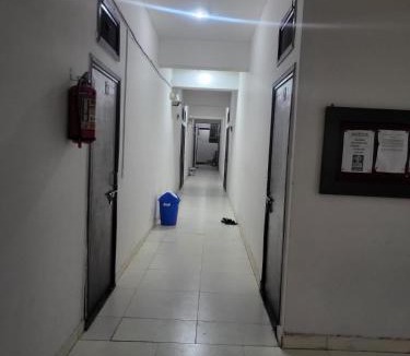 Phagwara Hostel | Luxury Heaven Hostel For Couples, Students, Faculties, Corporates