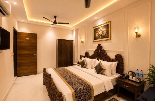 Rohini Hotel | Hotel Kasa Stays Near DTU Rohini
