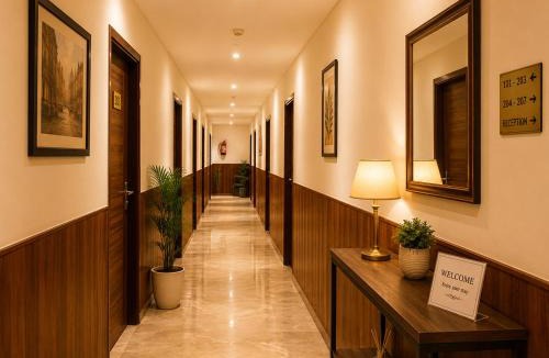 Rohini Hotel | Hotel Kasa Stays Near DTU Rohini