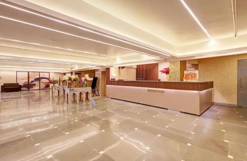 Naraina Hotel | Hotel Palm Grand At Luxury Naraina New Delhi - Couple Friendly Local IDs Accepted