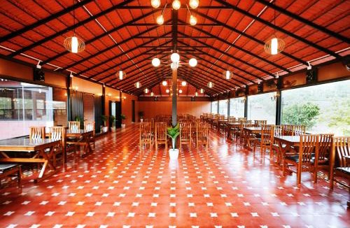Harigar Resort | Apoorva River Resort