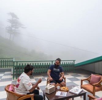 The Mall Road Villa | Hilltop Villa 4-BHK Villa with Terrace & Balconies near Mall road