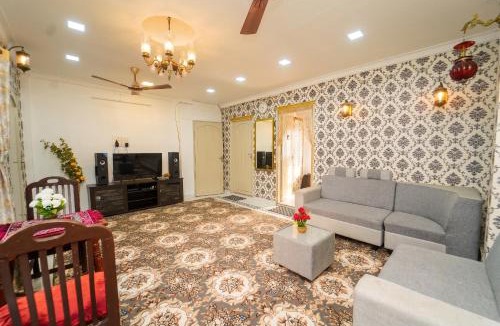 Mylapore House | Blue Horizon 2BHK Nr Marina Beach Mylapore
