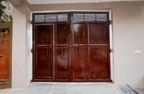 Pashim Vihar Hotel | Hotel The Arrow Near Paschim Vihar
